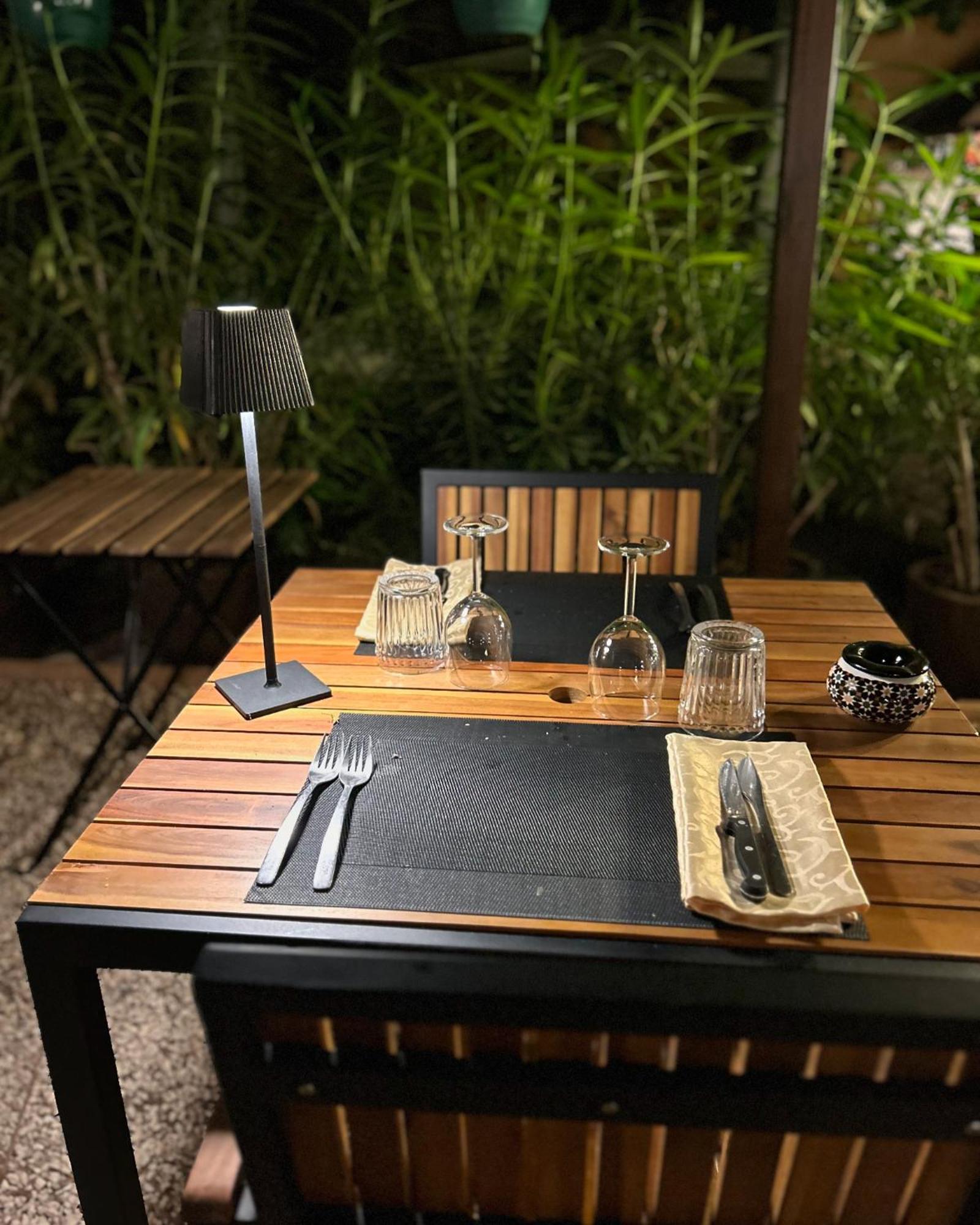 Auberge De Pachoquin Meounes-les-Montrieux Ngoại thất bức ảnh