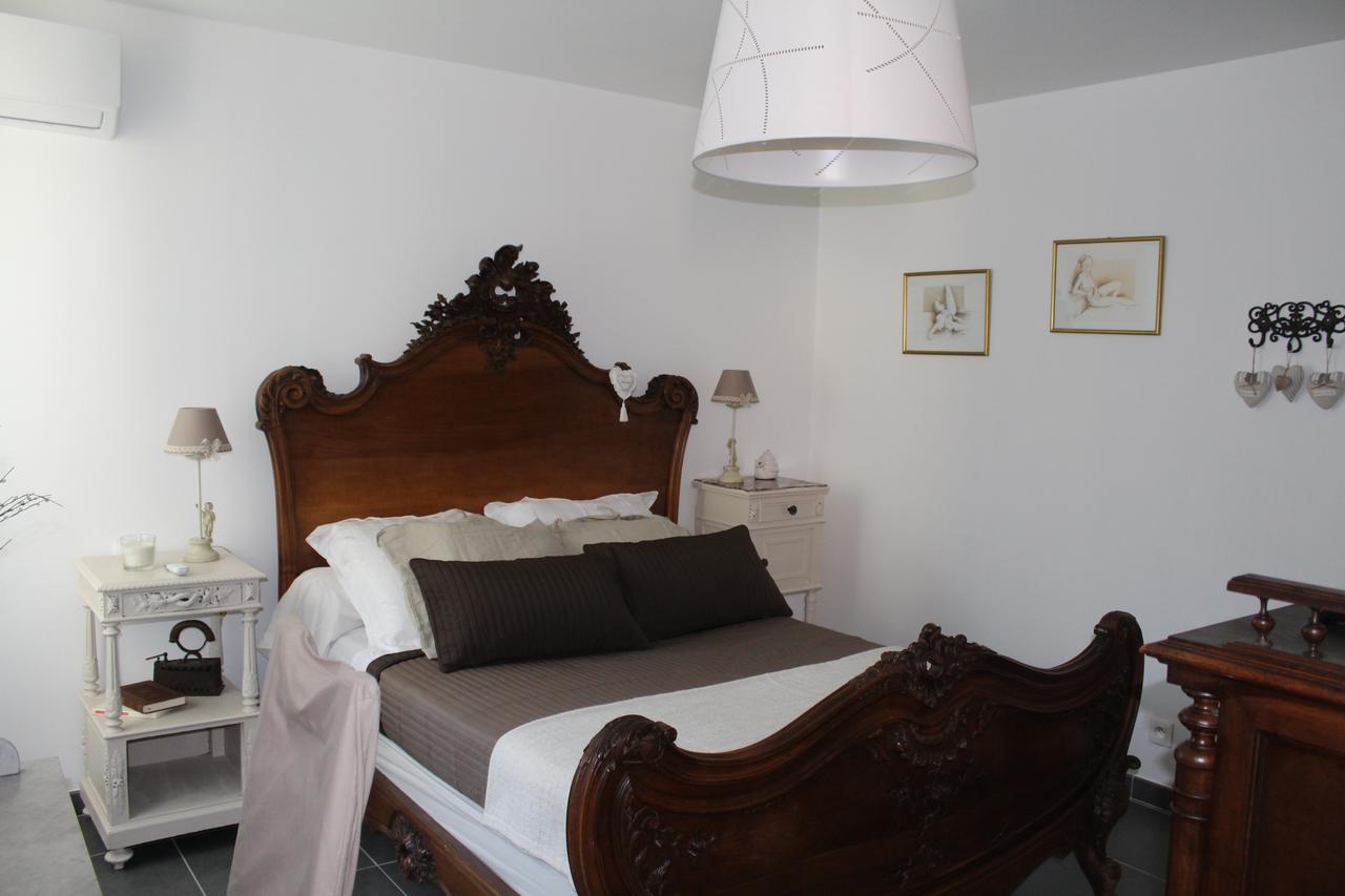 Auberge De Pachoquin Meounes-les-Montrieux Ngoại thất bức ảnh