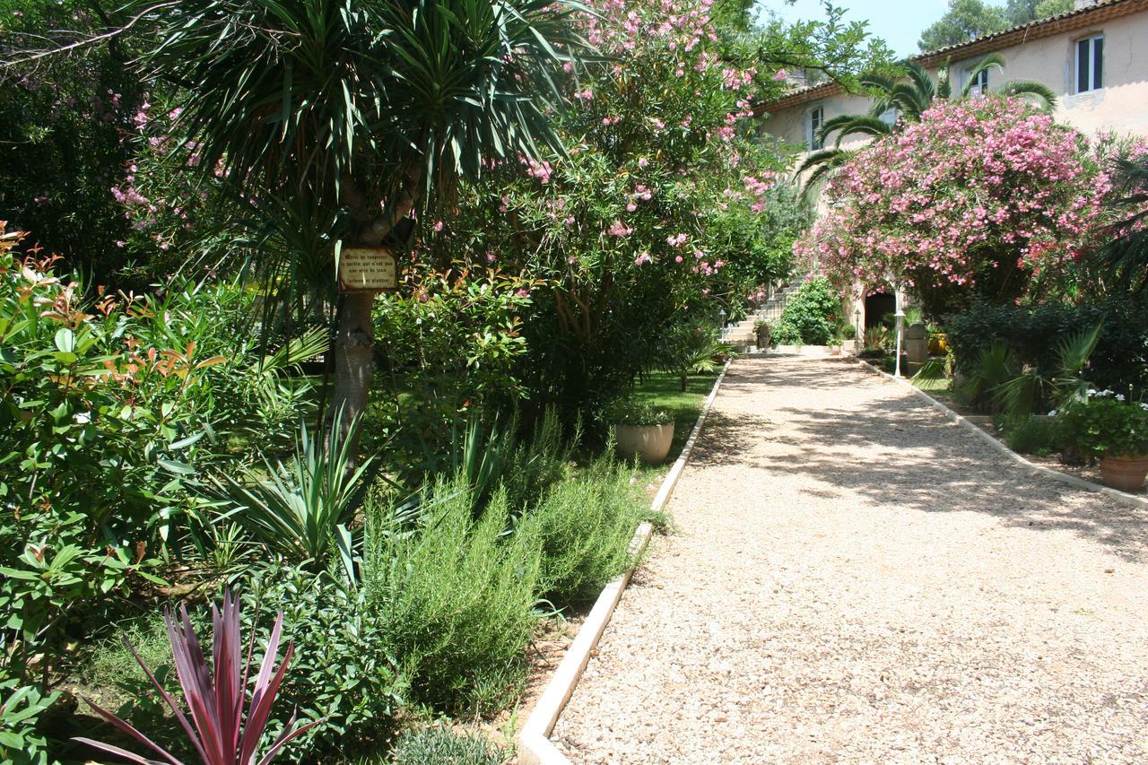 Auberge De Pachoquin Meounes-les-Montrieux Ngoại thất bức ảnh